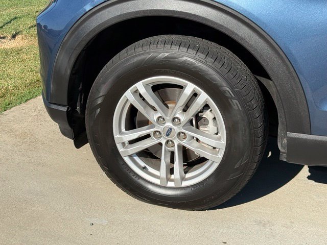 Used 2020 Ford Explorer XLT AWD/4WD image 4