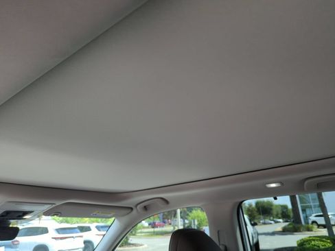 Used 2024 Honda Pilot Elite image 31