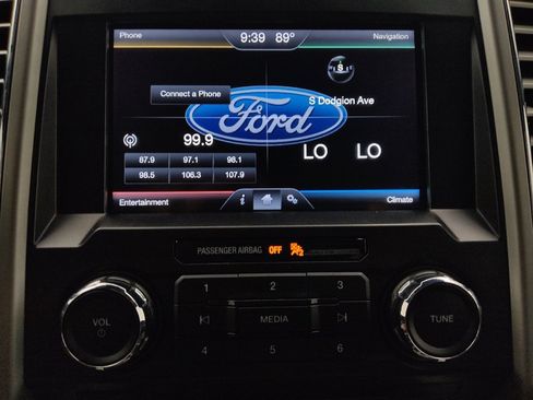 Used 2015 Ford F150 Lariat AWD/4WD image 25