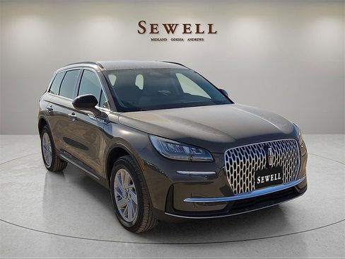 New 2026 Lincoln Corsair Premiere image 6