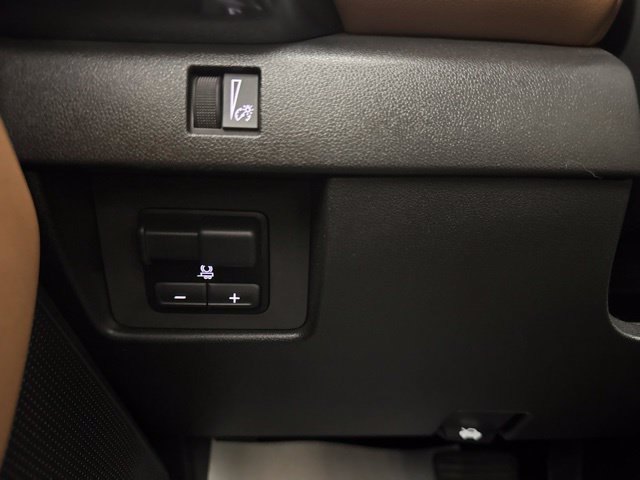 Used 2025 GMC Canyon AT4 AWD/4WD image 19