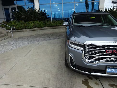 Certified 2022 GMC Acadia Denali w/ Denali Ultimate Package image 38