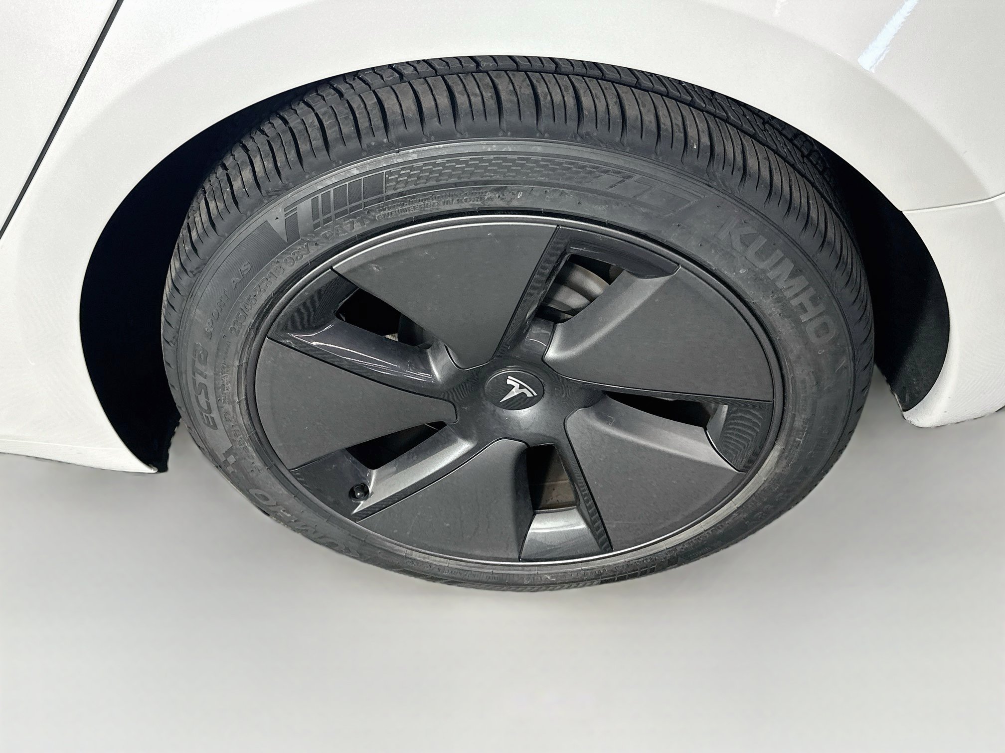 Used 2023 Tesla Model 3 Standard Range RWD image 11