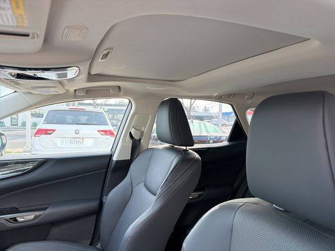 Used 2025 Lexus NX 350h 350h Premium image 8