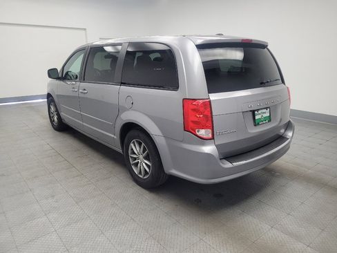 Used 2016 Dodge Grand Caravan SE image 5