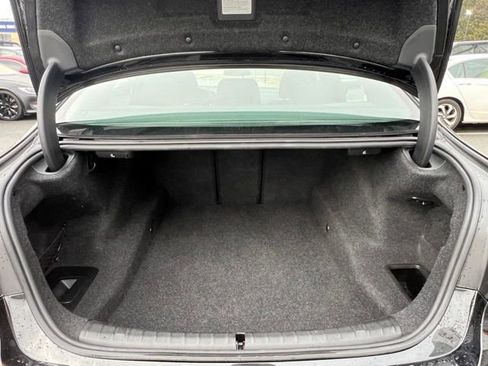 Used 2023 BMW 540i xDrive w/ Premium Package image 14