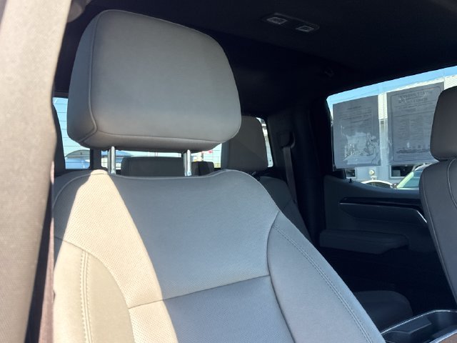 Used 2024 Chevrolet Silverado 1500 LTZ w/ Technology Package AWD/4WD image 29