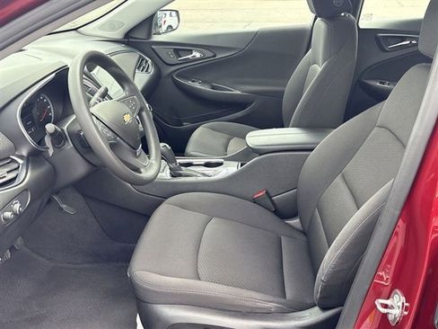 Used 2020 Chevrolet Malibu LT FWD image 18