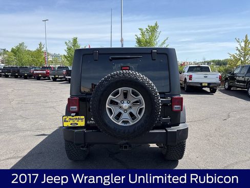 Used 2017 Jeep Wrangler Unlimited Rubicon w/ Cold Weather Group AWD/4WD image 7