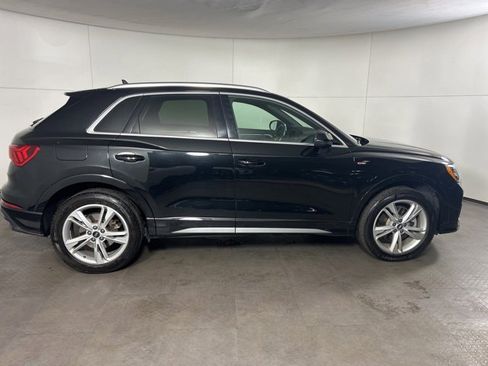 Certified 2022 Audi Q3 2.0T Premium w/ Convenience Package image 8