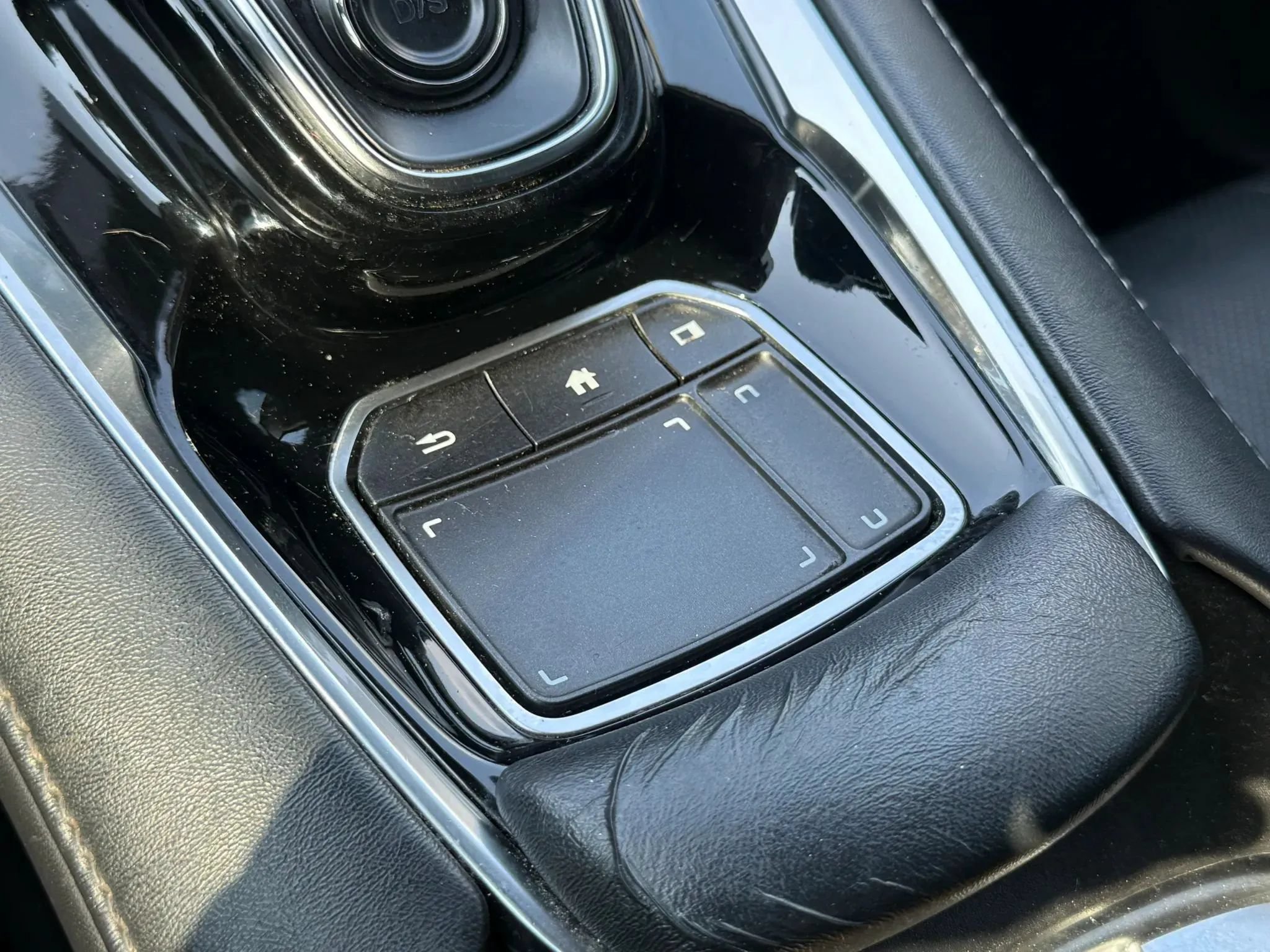 Used 2019 Acura RDX w/ Advance Package FWD image 19
