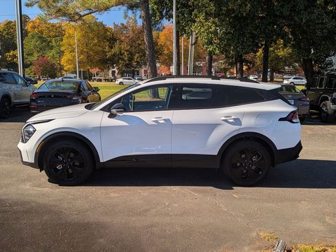 Used 2025 Kia Sportage X-Line image 8