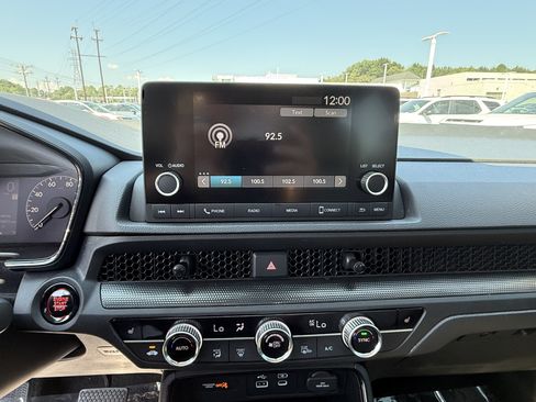 Used 2025 Honda CR-V EX image 23