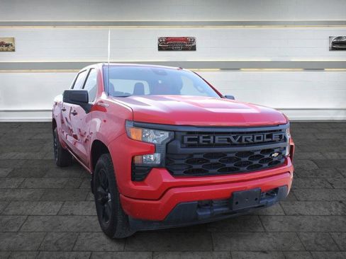 Used 2022 Chevrolet Silverado 1500 Custom image 1