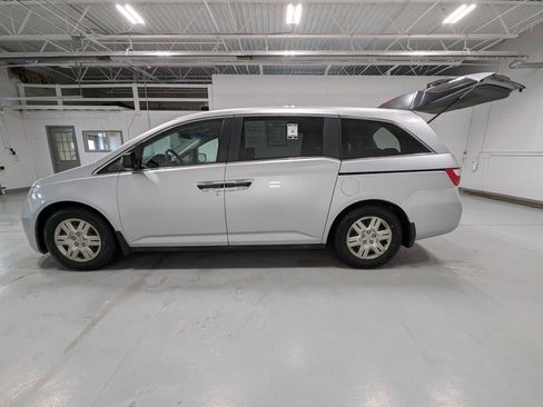 Used 2012 Honda Odyssey LX image 11
