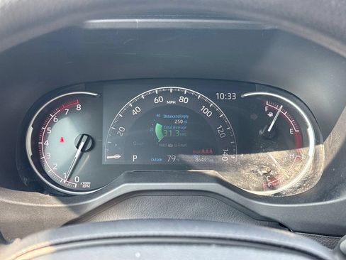 Used 2023 Toyota RAV4 LE AWD/4WD image 40