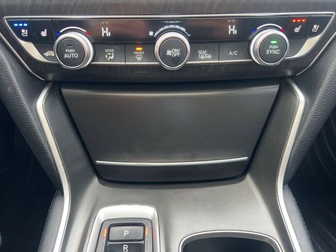 Used 2020 Honda Accord Touring image 15