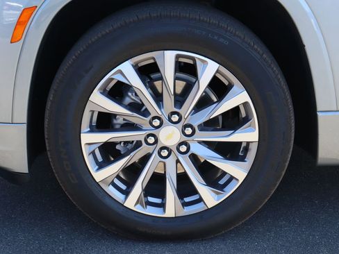 Certified 2023 Chevrolet Traverse Premier image 34