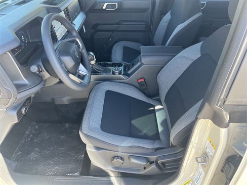 New 2025 Ford Bronco 4-Door w/ Sasquatch Package image 15