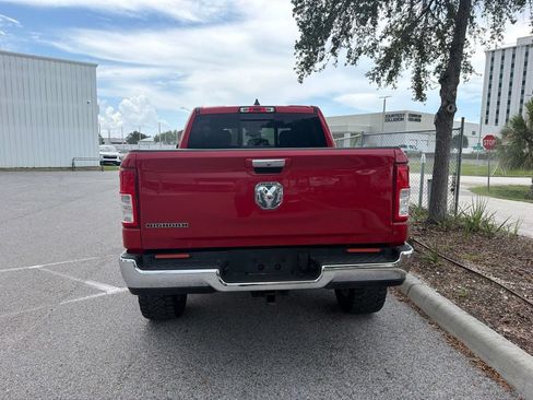 Used 2019 RAM 1500 Big Horn RWD image 4
