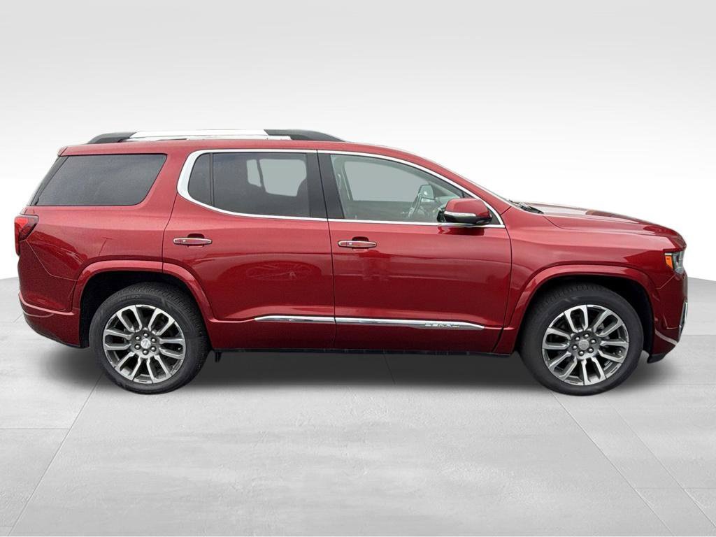 Used 2021 GMC Acadia Denali w/ Denali Ultimate Package AWD/4WD image 8