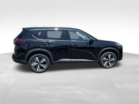 Used 2026 Nissan Rogue SL FWD image 8