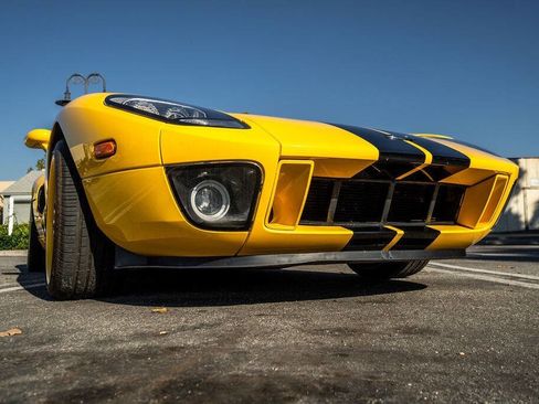 Used 2006 Ford GT image 20