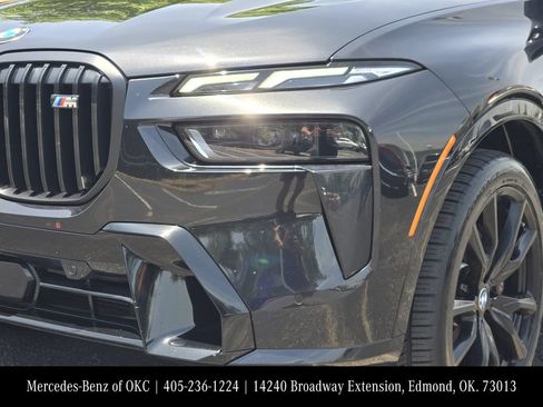 Used 2025 BMW X7 M60i AWD/4WD image 7