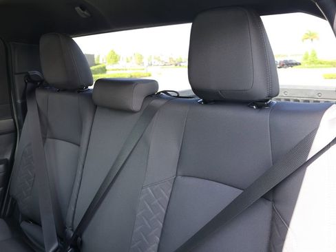 Certified 2025 Toyota Tacoma SR5 image 18