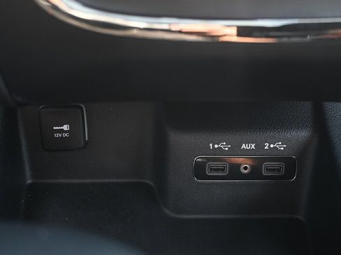 Used 2018 Dodge Durango SRT w/ Technology Group image 46