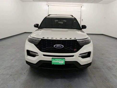 Used 2022 Ford Explorer ST w/ Equipment Group 401A image 3