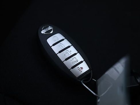 Used 2020 Nissan Sentra SV FWD image 23