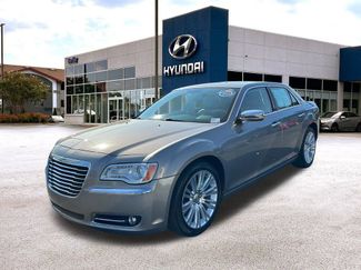 Used 2014 Chrysler 300 C image 1