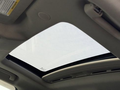 Used 2018 Buick Encore Sport Touring w/ Safety Package image 8