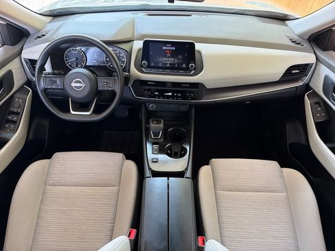 Used 2023 Nissan Rogue SV FWD image 21
