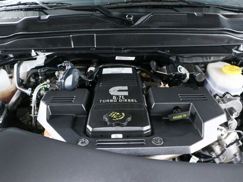 Used 2024 RAM 3500 Big Horn image 31