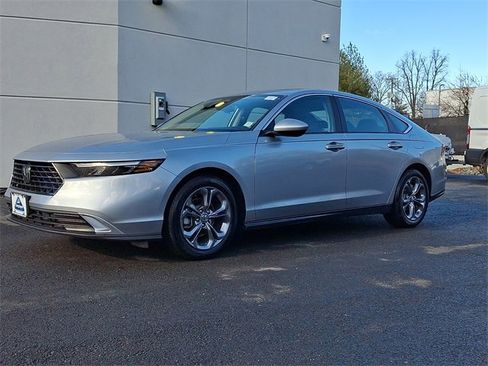 Certified 2023 Honda Accord EX image 3