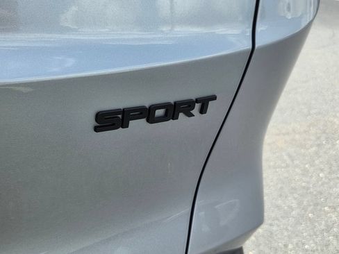 Used 2025 Honda CR-V Sport-L image 11