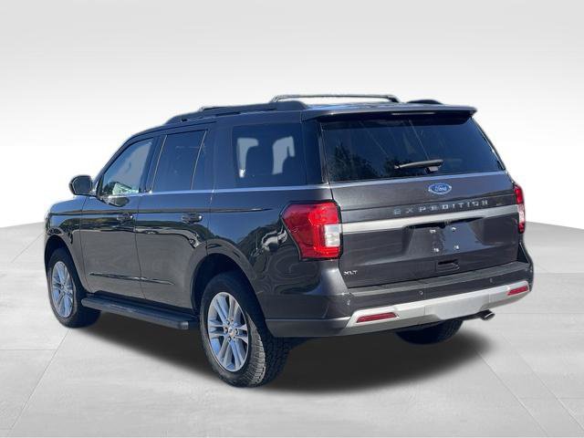 Used 2024 Ford Expedition XLT AWD/4WD image 5