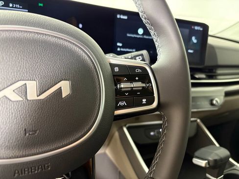New 2026 Kia Carnival image 22