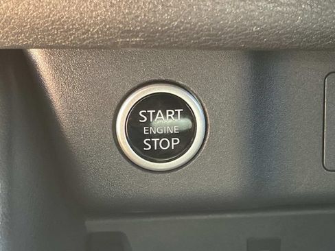 Used 2023 Nissan Rogue Platinum FWD image 48