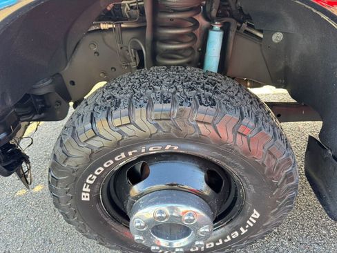 Used 2012 Ford F350 XLT w/ XLT Interior Pkg image 14