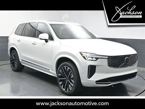 New 2025 Volvo XC90 B6 Plus w/ Protection Package Premier image 1