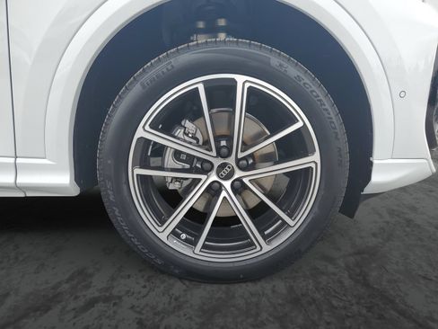 New 2026 Audi Q5 Premium Plus AWD/4WD image 6