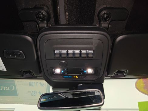 Used 2024 Ford Bronco Wildtrak image 28