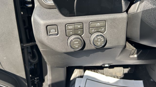 New 2026 Chevrolet Silverado 1500 RST w/ Z71 Off-Road Package AWD/4WD image 21