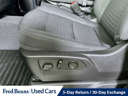 Used 2023 Chevrolet Silverado 1500 LT AWD/4WD image 26