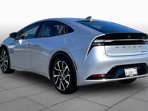 Used 2023 Toyota Prius Prime FWD image 11