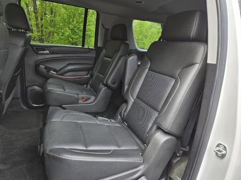 Used 2018 GMC Yukon XL SLT w/ Premium Edition AWD/4WD image 27