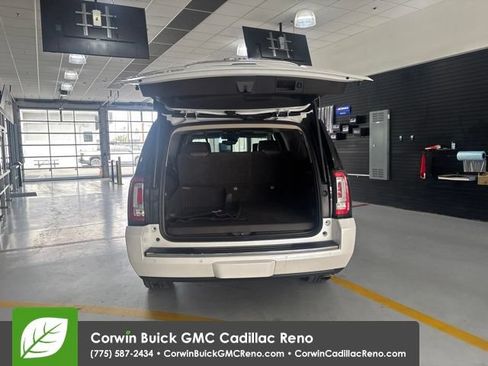 Used 2018 GMC Yukon XL Denali w/ Denali Ultimate Package AWD/4WD image 45